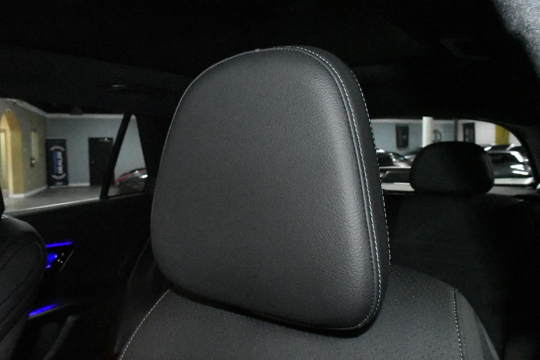 2025 Mercedes-Benz GLC