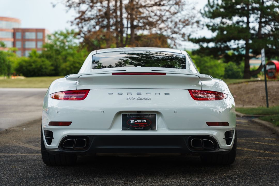 2015 PORSCHE 911