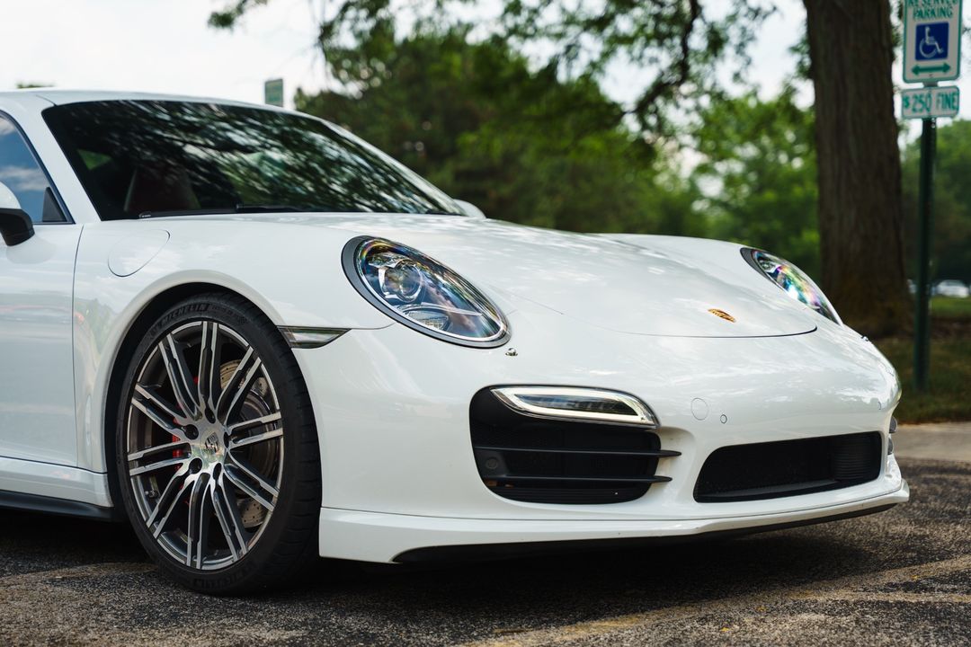 2015 PORSCHE 911