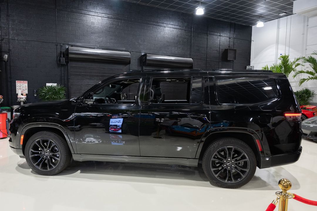 2024 Jeep Grand Wagoneer