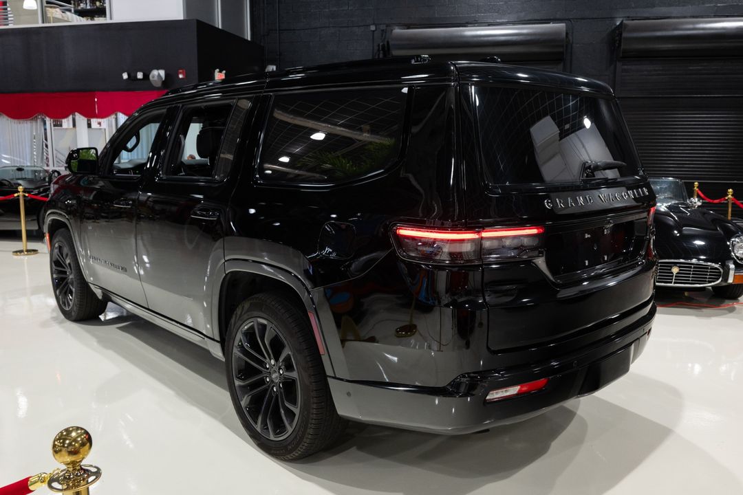 2024 Jeep Grand Wagoneer