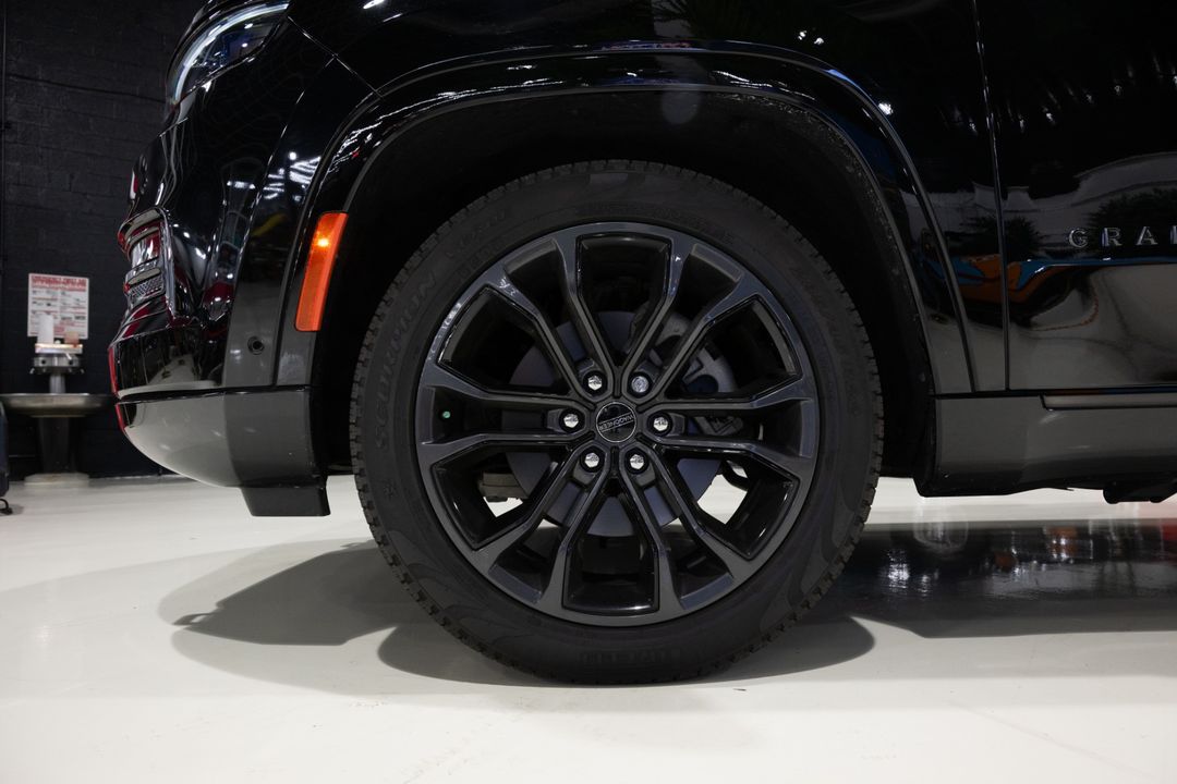 2024 Jeep Grand Wagoneer