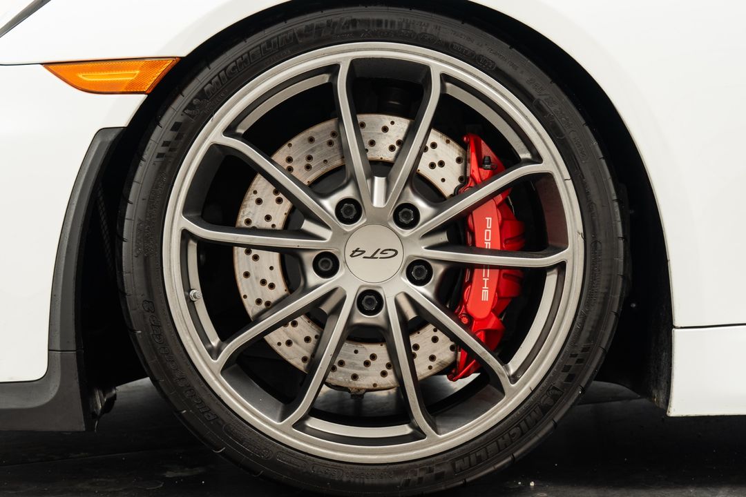 2016 Porsche Cayman