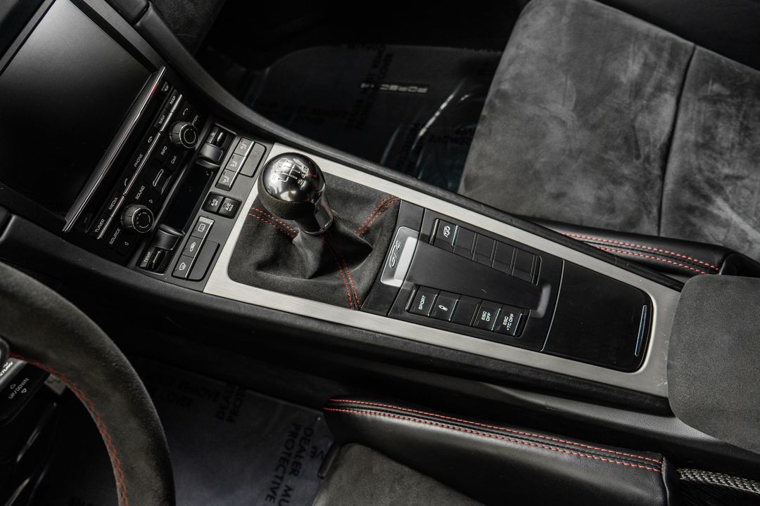 2016 Porsche Cayman