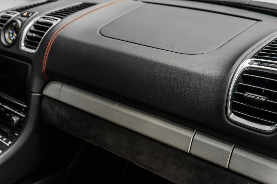 2016 Porsche Cayman