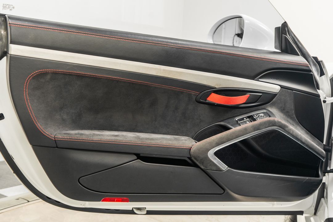 2016 Porsche Cayman