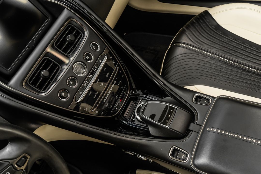 2019 Aston Martin DB11