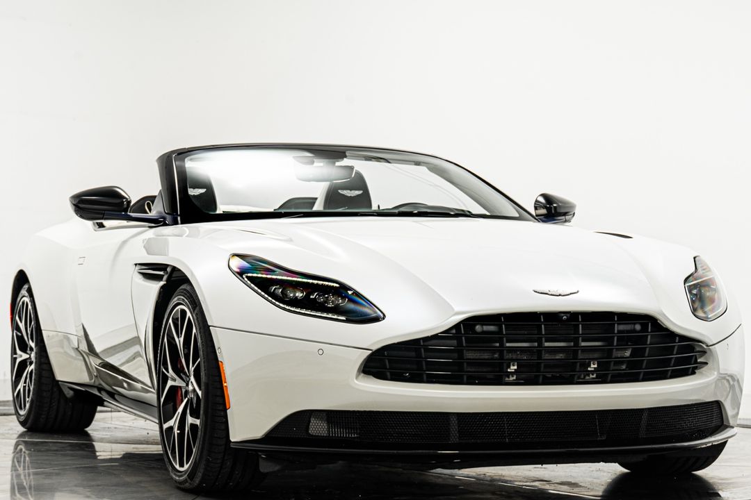 2019 Aston Martin DB11