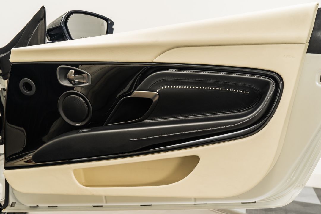 2019 Aston Martin DB11