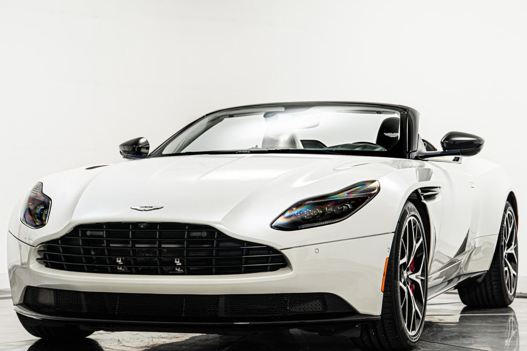 2019 Aston Martin DB11