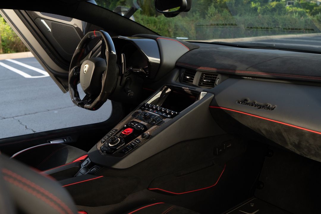 2019 Lamborghini Aventador