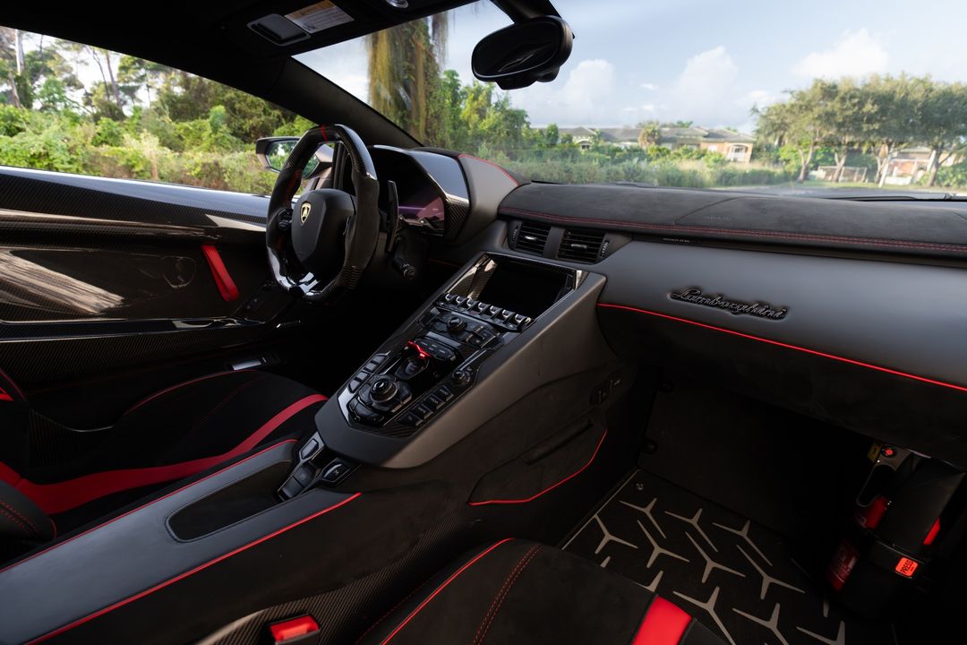 2019 Lamborghini Aventador