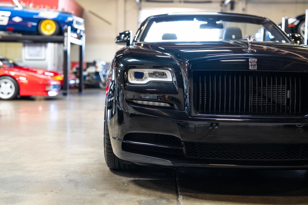 2020 Rolls-Royce Black Badge Dawn
