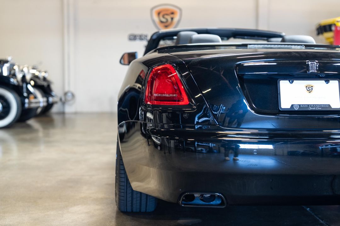 2020 Rolls-Royce Black Badge Dawn