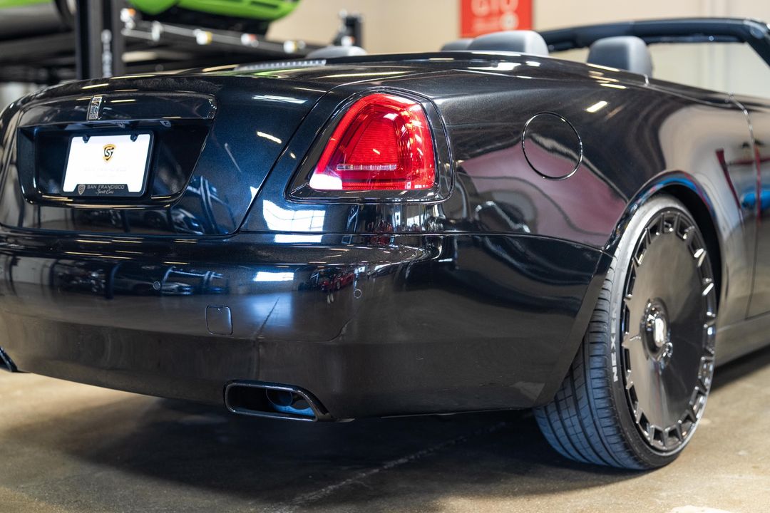 2020 Rolls-Royce Black Badge Dawn