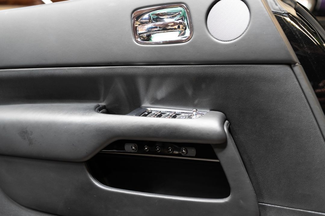 2020 Rolls-Royce Black Badge Dawn