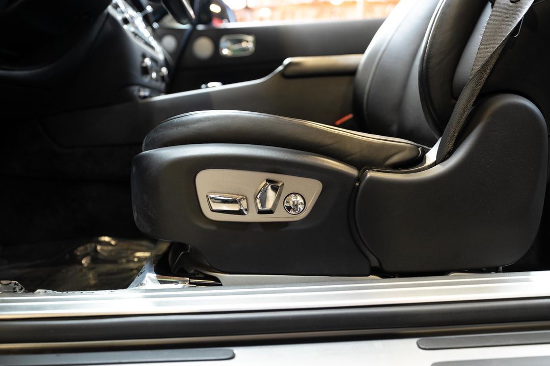 2020 Rolls-Royce Black Badge Dawn