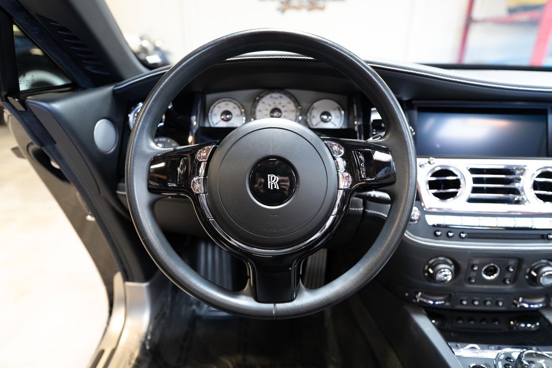 2020 Rolls-Royce Black Badge Dawn