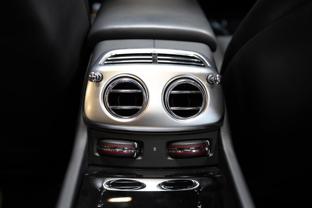 2020 Rolls-Royce Black Badge Dawn