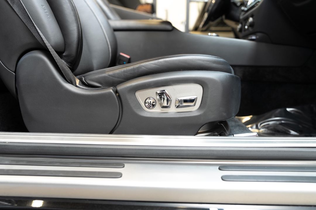 2020 Rolls-Royce Black Badge Dawn