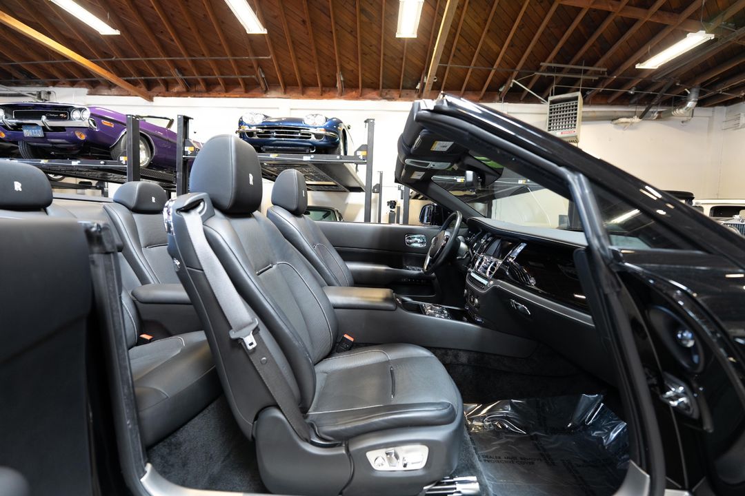 2020 Rolls-Royce Black Badge Dawn