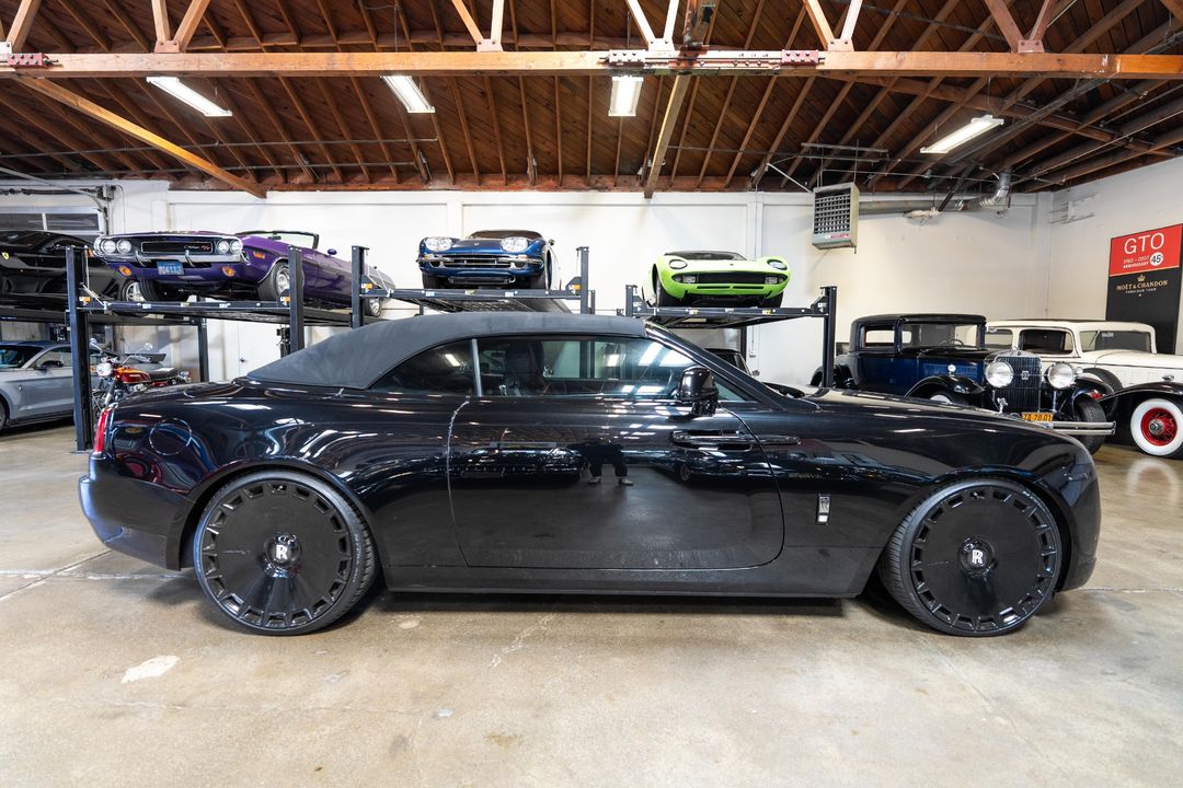 2020 Rolls-Royce Black Badge Dawn