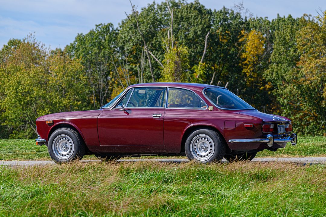 1971 Alfa Romeo 1750 GTV