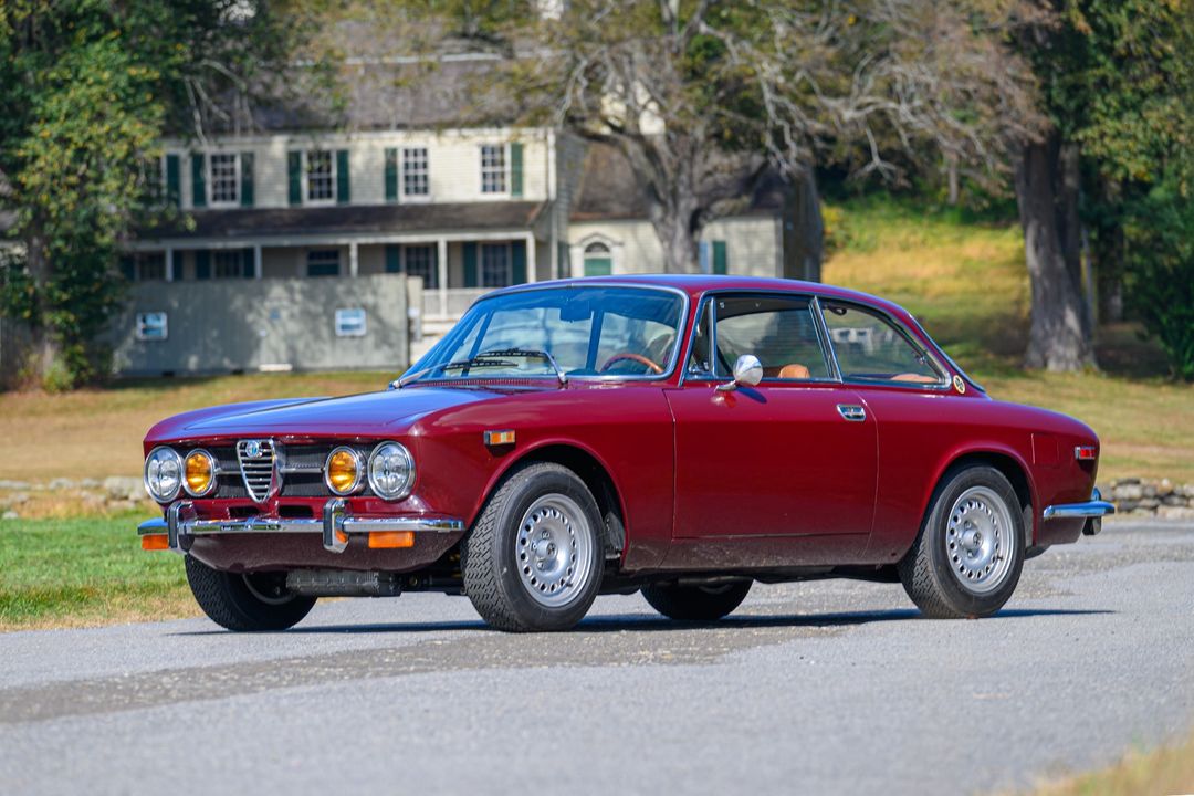 1971 Alfa Romeo 1750 GTV