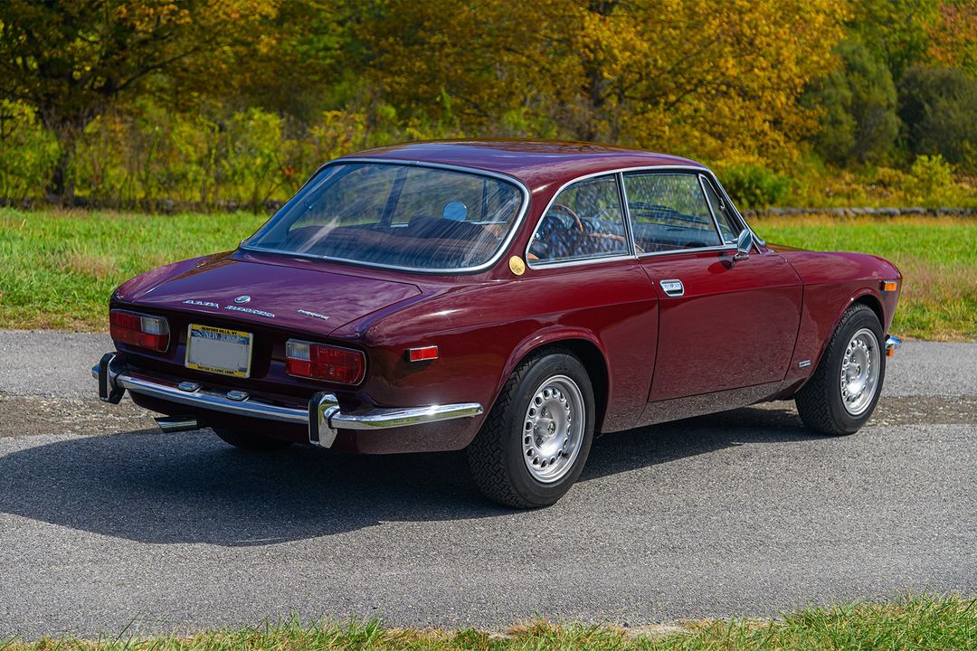 1971 Alfa Romeo 1750 GTV