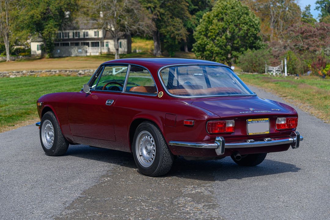 1971 Alfa Romeo 1750 GTV