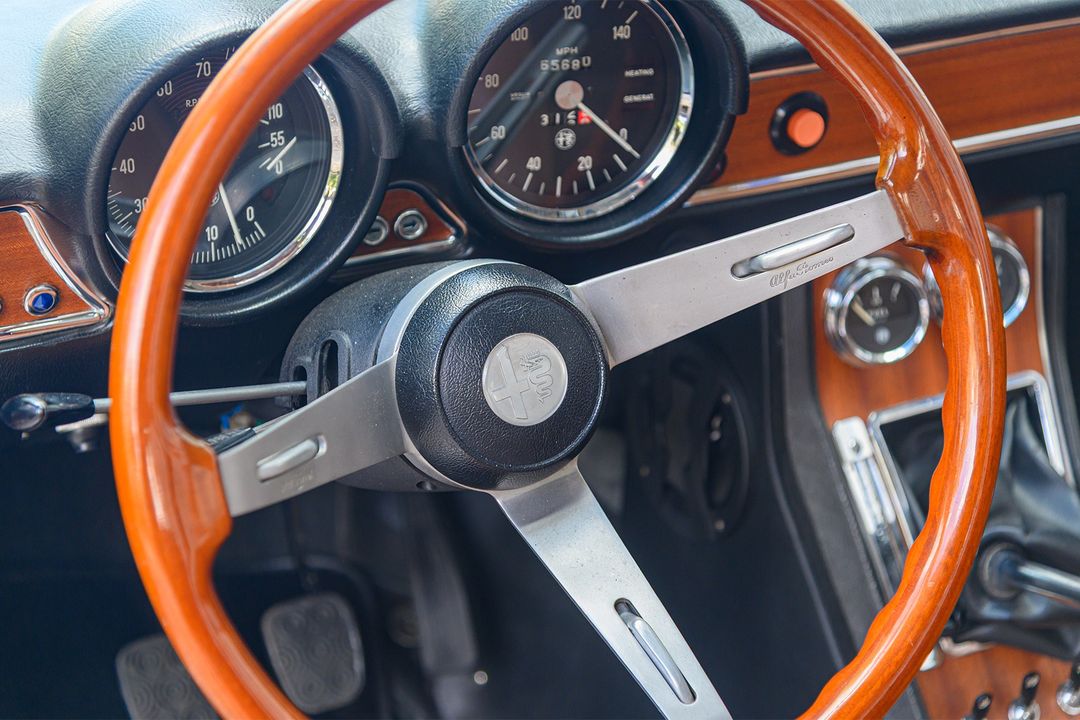 1971 Alfa Romeo 1750 GTV