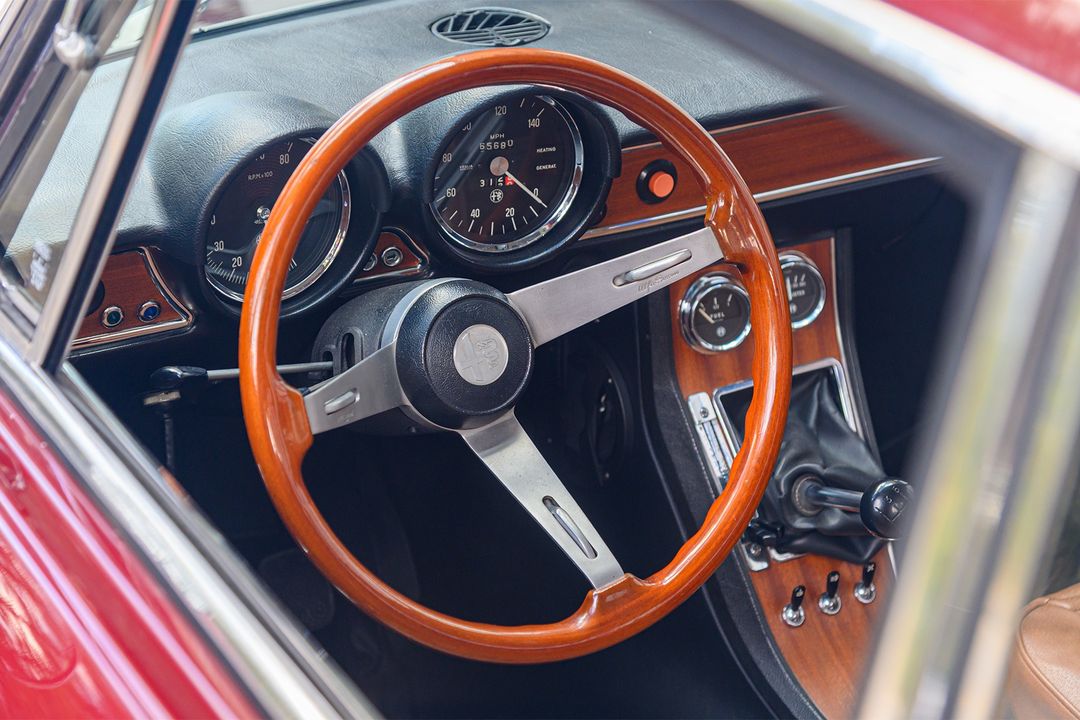 1971 Alfa Romeo 1750 GTV