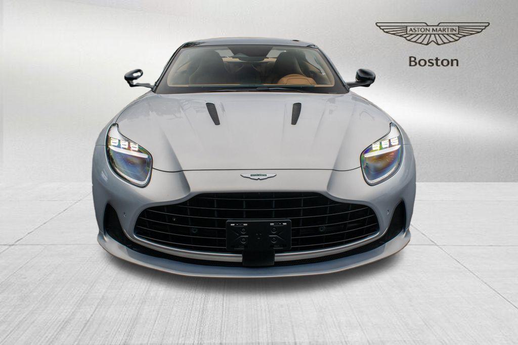 2025 Aston Martin DB12