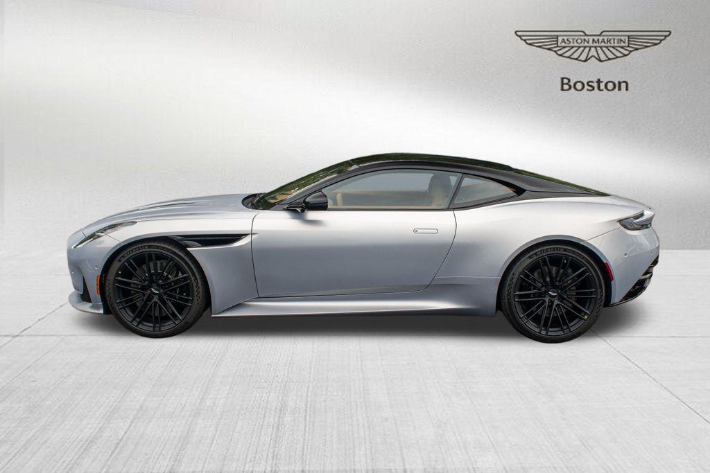 2025 Aston Martin DB12