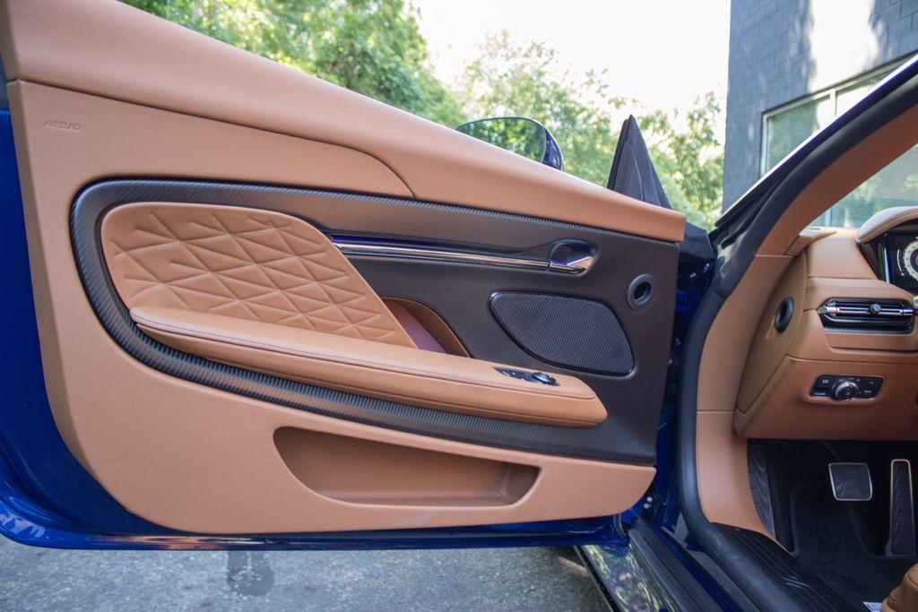 2025 Aston Martin DB12