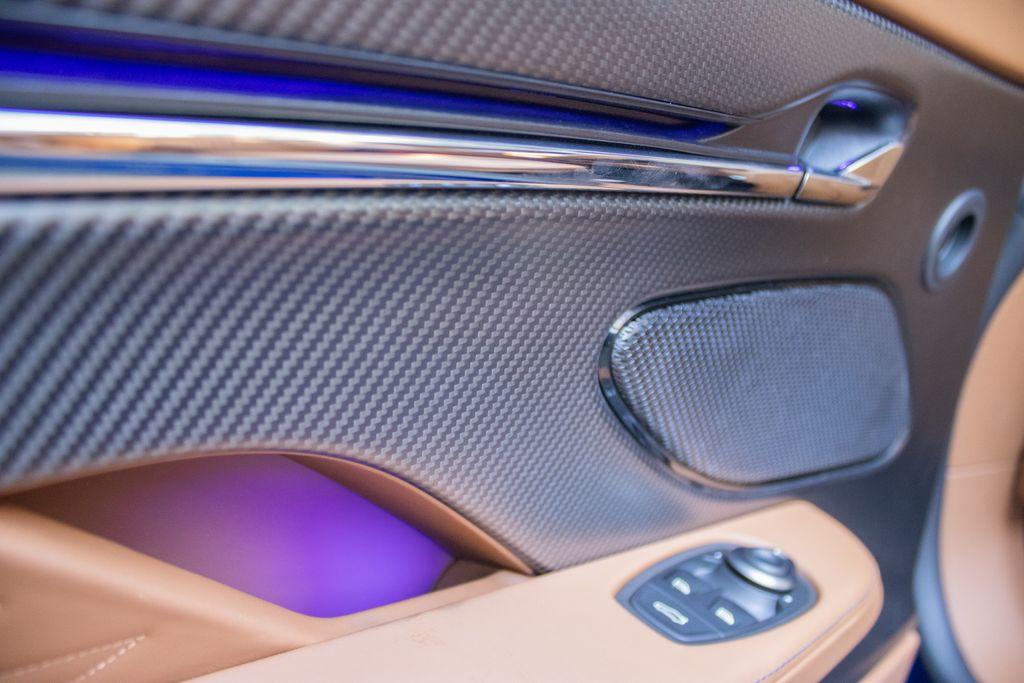 2025 Aston Martin DB12