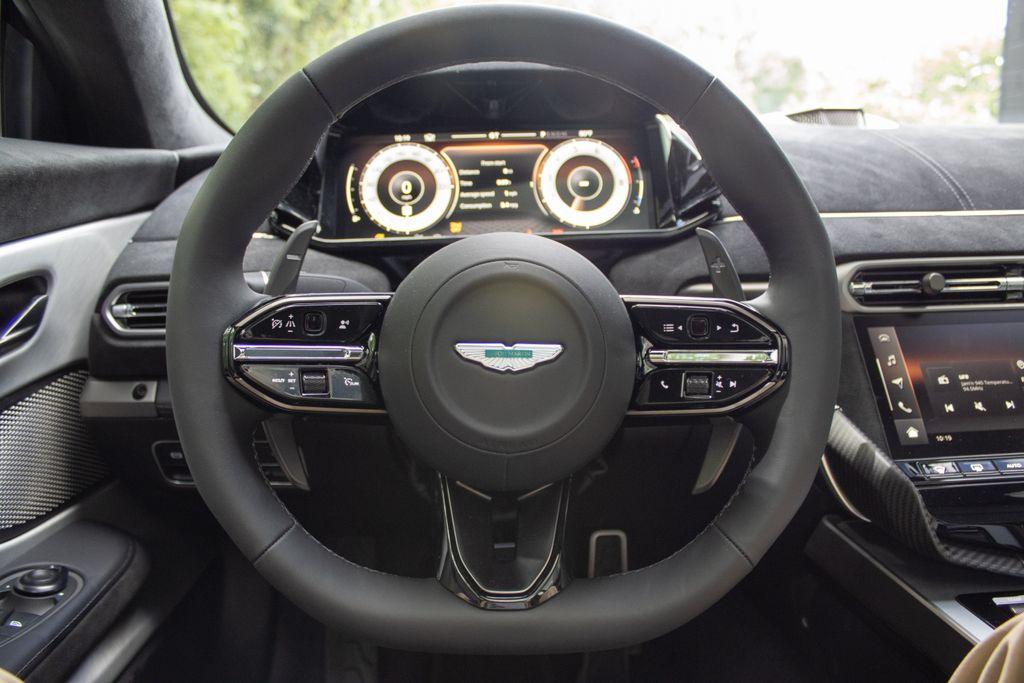 2025 Aston Martin Vanquish