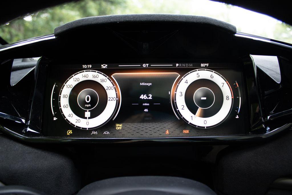 2025 Aston Martin Vanquish