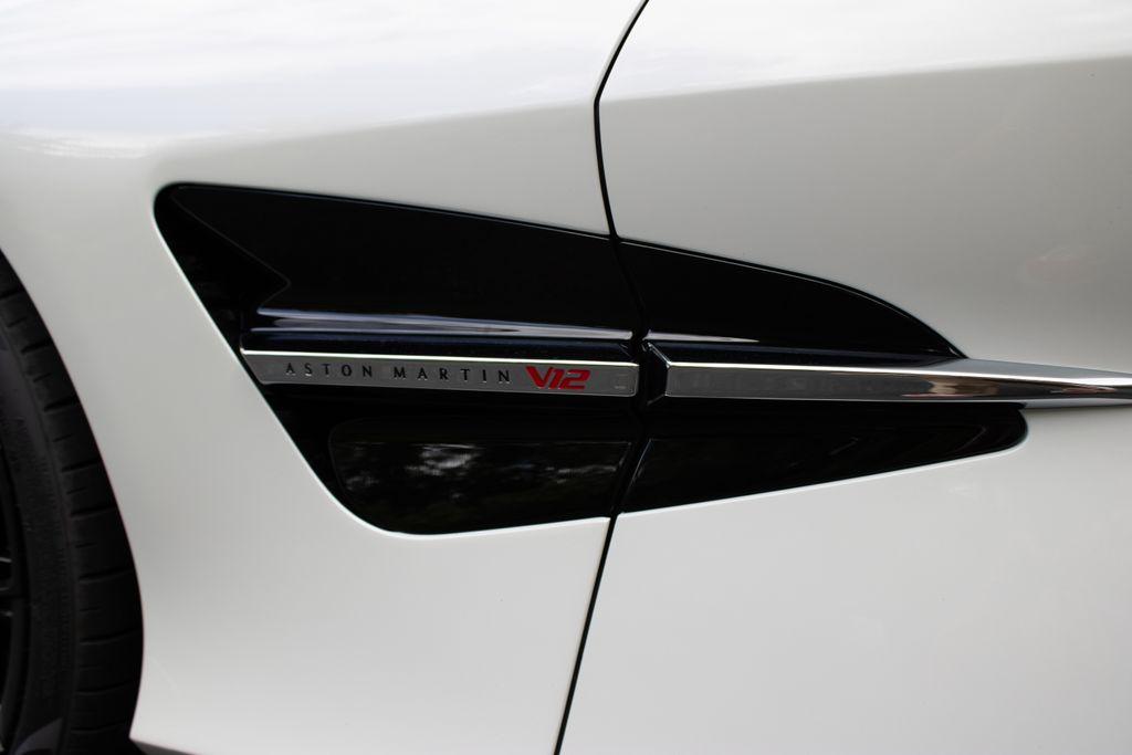 2025 Aston Martin Vanquish