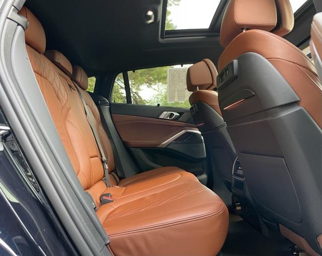 2021 BMW X6