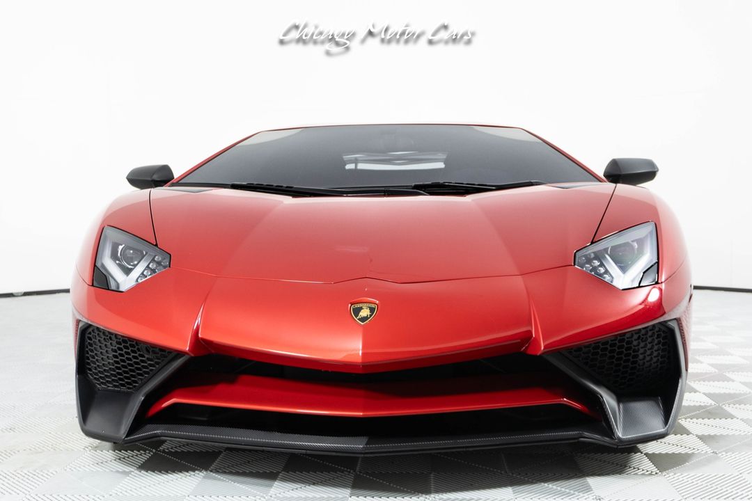 2016 Lamborghini Aventador SV
