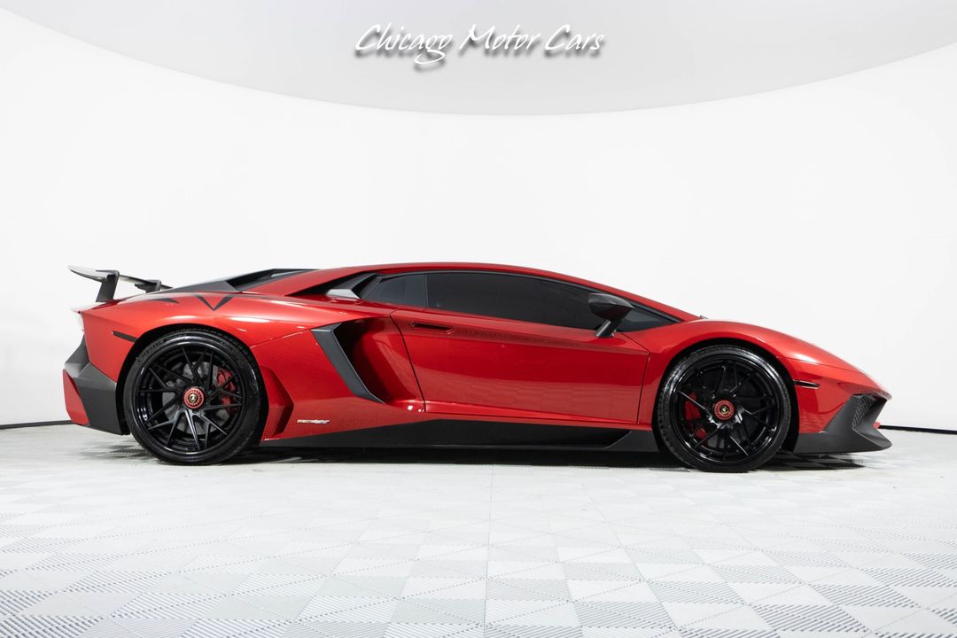 2016 Lamborghini Aventador SV