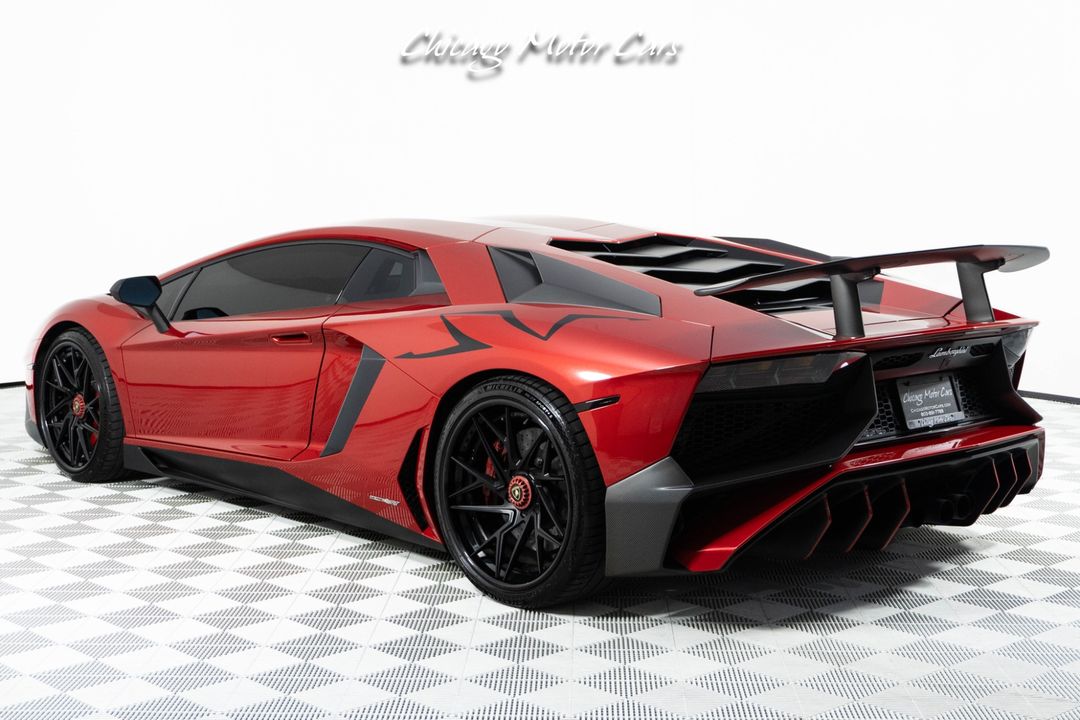2016 Lamborghini Aventador SV