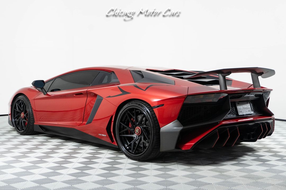 2016 Lamborghini Aventador SV
