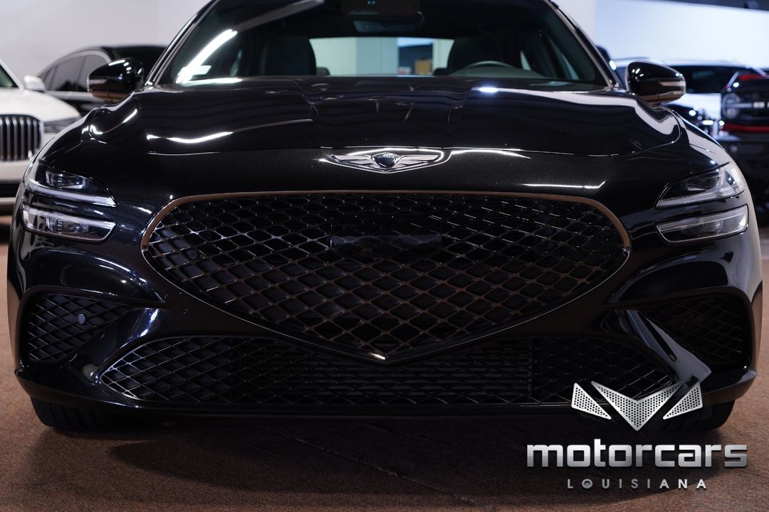 2023 Genesis G70