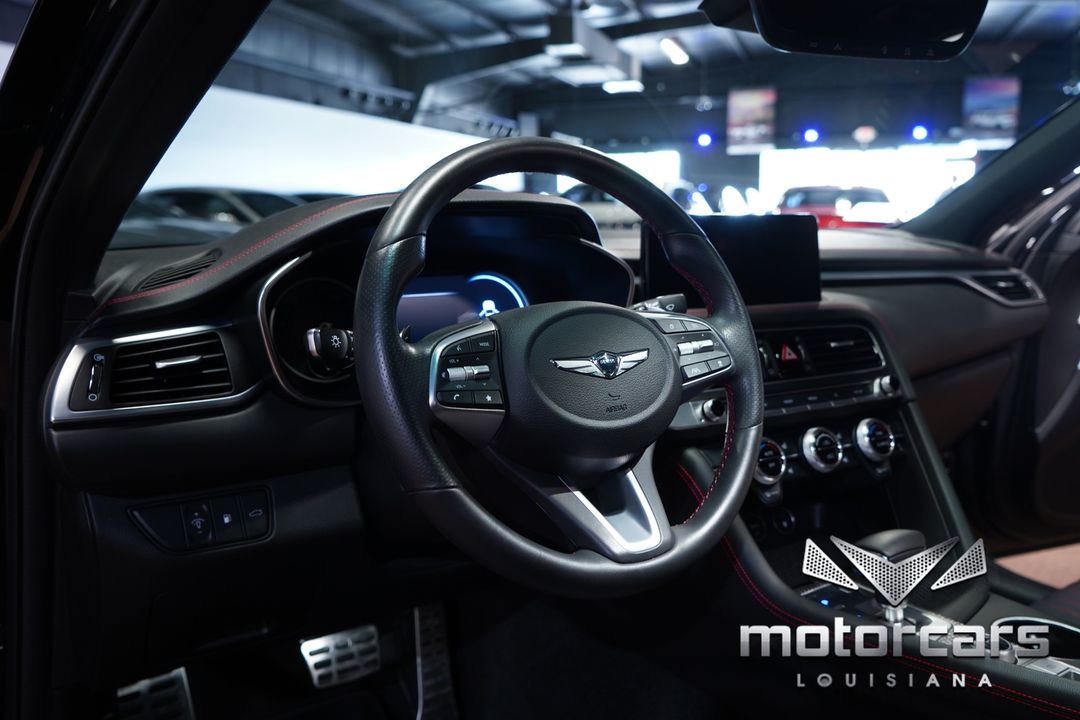 2023 Genesis G70