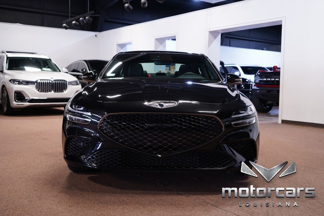 2023 Genesis G70