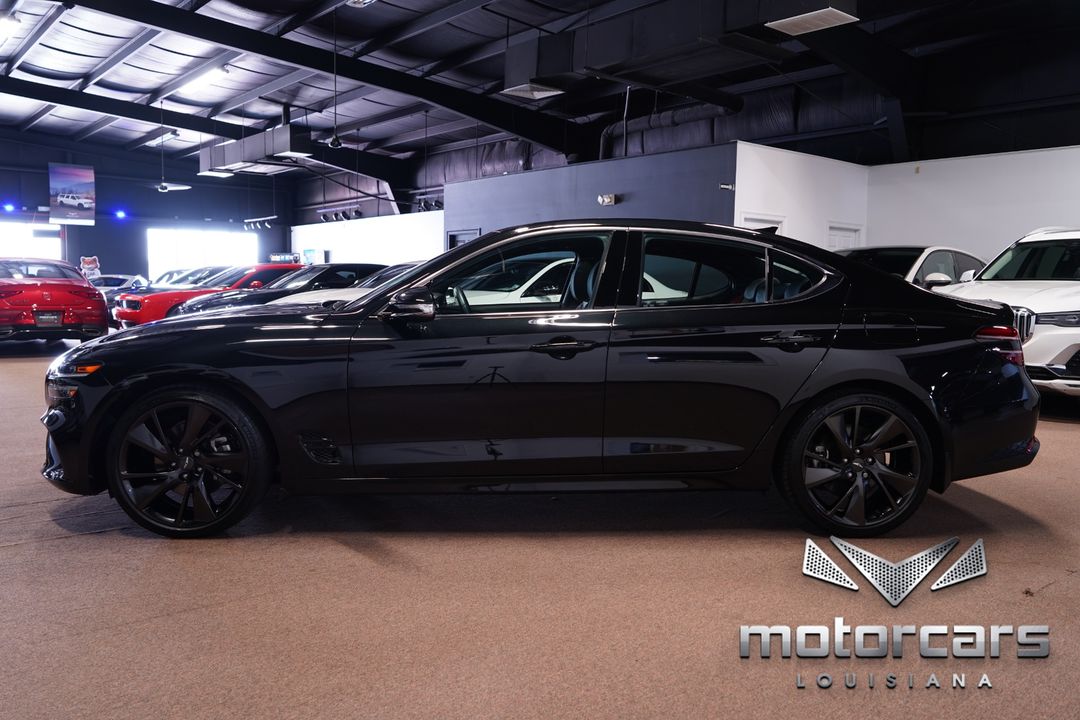 2023 Genesis G70