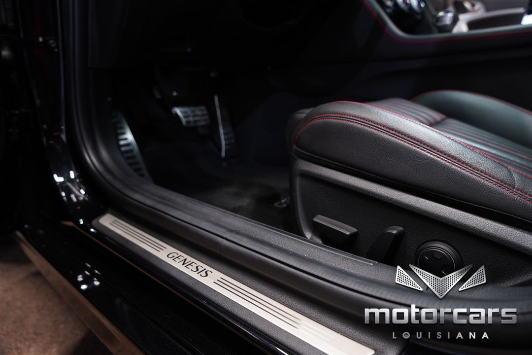 2023 Genesis G70