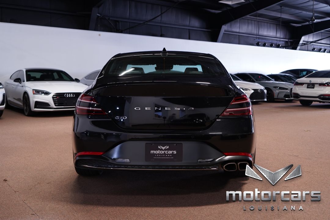 2023 Genesis G70